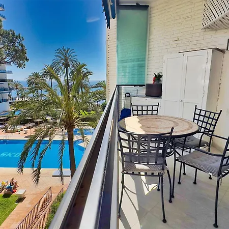 Апартаменты Skol 322 - Completely Renovated Front